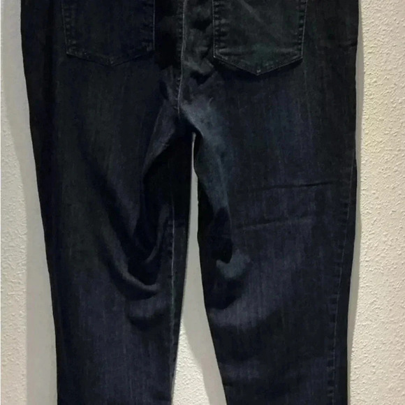 Gloria Vanderbilt Women's Classic Amanda High Rise Jean Size 16 Dark Wash - Picture 3 of 7